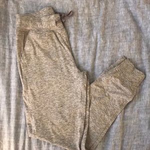Balance Athletica Select Jogger in Heather Sierra